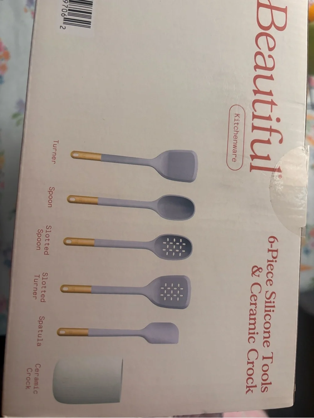 Beautiful Kitchenware 6-Piece Silicone Tool Set in Lavender with Gold Accents
